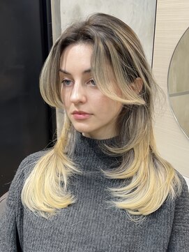 フォート(FORT) 外国人風バレイヤージュ/バタフライレイヤーカット/ハイライト