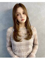 アケミ(akemi)&nbsp;シアカラーで魅せる質感ロング