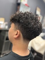 フランクスバーバーリベラルド 横浜(FRANK'S BARBER LIBERALD) メンズメンズカットブリーチパーマR