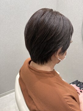 ロエ(Lowe') コンパクトショート
