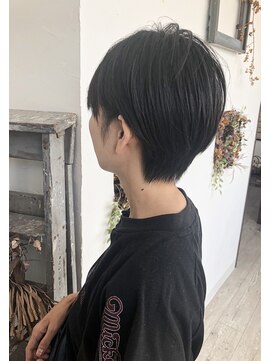 シーン(hair design SCENE) <真屋 担当≫軽めレイヤーショート