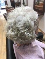 ヨスガ(yosuga)&nbsp;パーマスタイル