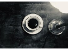 ワンストーリー(ONE_STORY)の雰囲気(人を、髪を、海を...ついでにコーヒーを...嗜み、愉しむ.)