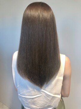 エルメ バイ アンフィー(Elme by anphi) 【Elme 八柱】ミディアム×グレージュカラー