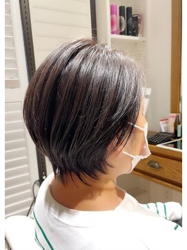 マリーチリタ(marichi Rita) ショートボブ×ダークカラー×ハイライト