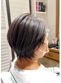 ショートボブ×ダークカラー×ハイライト