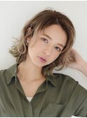 三軒茶屋_レディース_ミディアム_ブロンド_コテ巻き_パーマ_小顔