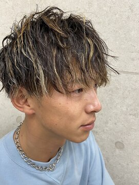 ヘアースタジオ シーオーイー(hair studio C-O-E) ハイライトツイスパ！！