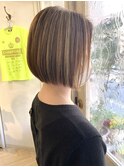 大人ガーリーこなれショートボブハイライト梅ヶ丘美容室