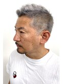 メンズパーマ/フェードバーバーカット/アップバング短めビジネス