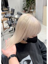 スタン 渋谷(Stam)&nbsp;ホワイトブロンドハイトーンウルフレイヤーケアブリーチ渋谷駅