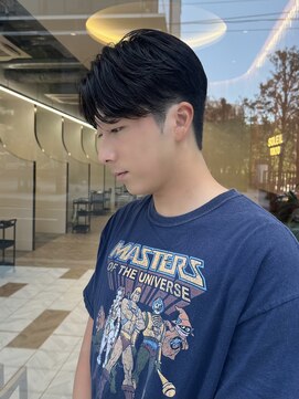 ソレイユトウキョウシブヤ(SOLEIL TOKYO shibuya) メンズショート/ツーブロック/フェザーショート/センターパート