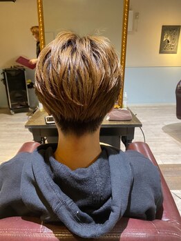 アチェロガーデン(Acero Garden)の写真/ONもOFFもカッコよくキマるワンランク上のスタイルをご提案！トレンドのメンズパーマもおまかせください。