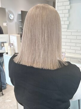 ダイアモンドリリー(Diamond Lily) ミルクティーグレージュ