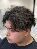 レボ(Revo)&nbsp;細かく動く。サーフカールスタイル