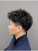 20代30代ショートツイストスパイラル刈り上げツーブロック