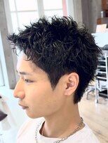RETOUCH by fifth 銀座 ll Men's salon【10月26日NEW OPEN(予定)】&nbsp;銀座フェザーショートシャドウパーマセンターパートウルフゆるめ