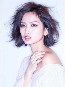 エール(a:le) ブルーアッシュ ボブ