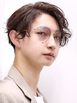 リップス 池袋(LIPPS) 刈り上げ　ツーブラック　かきあげ　酒井