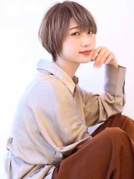 オーロ 宝塚店(ORO) 【大人可愛い20代30代40代丸みショートボブ前下がりボブ小顔】