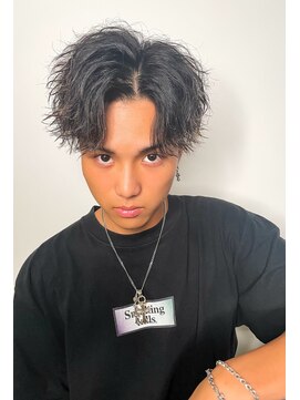 エデンバイトゥルークリエイション(EDEN by True Creation) ツーブロックアップバングツイストスパイラル無造作波巻き王道