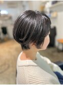 白髪ぼかしアッシュブラックミントアッシュ×小顔ショートボブ