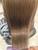 エスカーラ 表参道(THE ESCALA)&nbsp;＠shino_ne197/グレージュカラー/アッシュベージュ/ベージュ