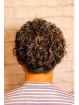 銀座マツナガ 新宿野村ビル店&nbsp;ツーブロック×ハードパーマ