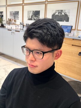 ラミ(L'ami) 【川添 桃花】アップバング スパイキーショート