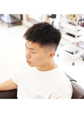 ヘアーズアウル(hair`s OWL) フェードショートスタイル