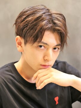 ノイセル 心斎橋(Noisyle) センターパート韓国マッシュ前下がりフェザーパーマハイライト