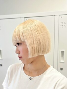 カラ 京都河原町(Kala) ホワイトブロンド