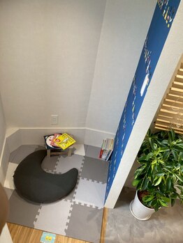 フォレスト(Forest)の写真/お子様と一緒にご来店大歓迎◎周りを気にせず癒しのSalonTimeを。《キッズスペースあり》