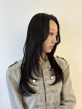 ヘアースタジオ ゼン カロン(Hair studio Zen kalon) レイヤーカット×ダークグレー20代30代40代50代
