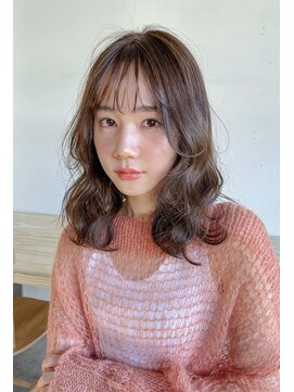 タス(tas) ミディアムヘア×モテパーマ似合わせ顔周りカット顔まわり