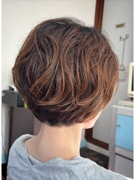 大人ふんわりくせ毛ショート