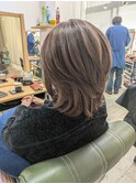 白髪比率70％☆透明感のある寒色ベージュ×レイヤースタイル