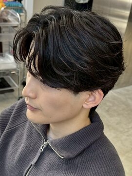 フィフス 大分(fifth) 大分フェザーパーマメンズカットセンターパートマッシュショート