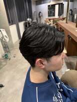 アウラ(AURA)&nbsp;フェザーパーマショートフェザーメンズパーマメンズカット