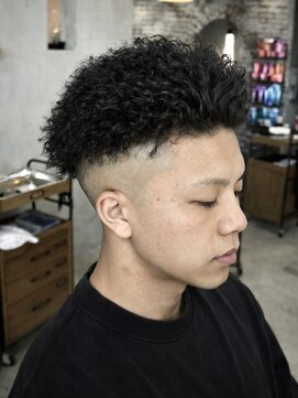 ジ オブスキュア(THE OBSCURE) ハリガネパーマ