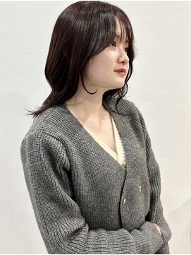 ウタシロイロ(uta shiroiro) 小顔顔周りカット