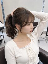 ユウル 横浜(juhl.)&nbsp;ミントカラーフレンチバングオリーブグレージュ顔まわりレイヤー