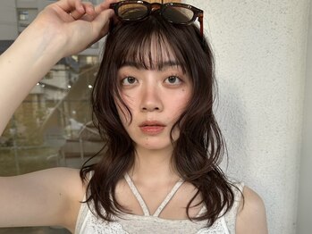 ホイ(HOI)の写真/女性目線で、髪もファッションも似合う提案を