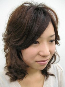 クチュリエ シュシュ バイ ヘアスイーツ(Couturier chouchou by Hair Sweets) 大きなカールでエレガント感アップスタイル☆