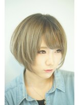 アットゼー(@z)&nbsp;シルバーベージュショート by オーナーワタナベ