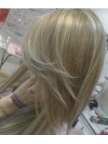 ヘアーラブジュエル(Hair Love JEWEL) プラチナホワイトベージュカラー