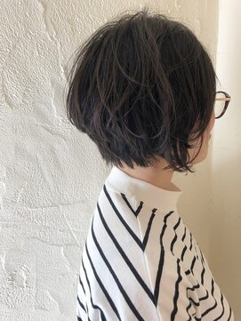 イームズ(EAMES) ショートボブ