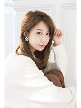 トティア 梅田(Totia) 【Totia梅田】小顔に見せるヘア×オリーブカラー