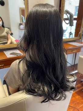 ビーハイブ 一番町店 アヴェダ(BEHIVE) ダークカーキグレージュ×ヨシンモリ巻き