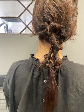 イコール ヘアー(equal hair) 不思議アレンジ